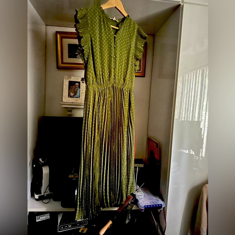 Gorgeous dress new with tags